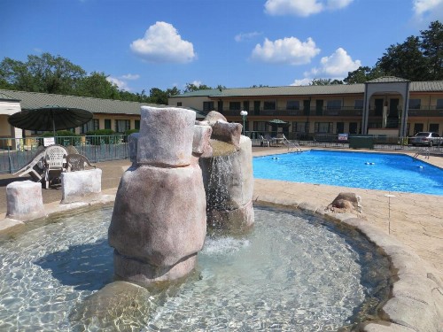 Kings Inn Hot Springs - image 18