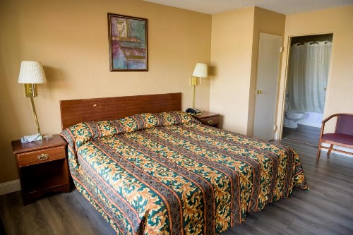 Kings Inn Hot Springs - image 2