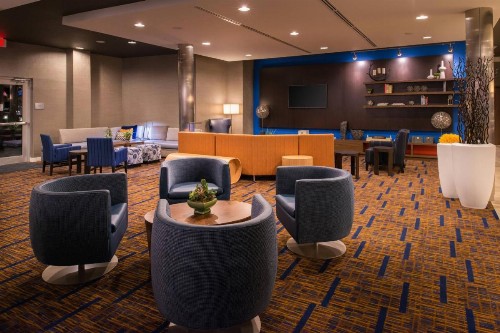 Courtyard by Marriott Hot Springs - image 20