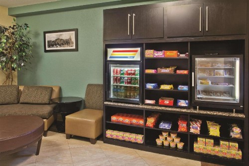 La Quinta by Wyndham Hot Springs - image 15