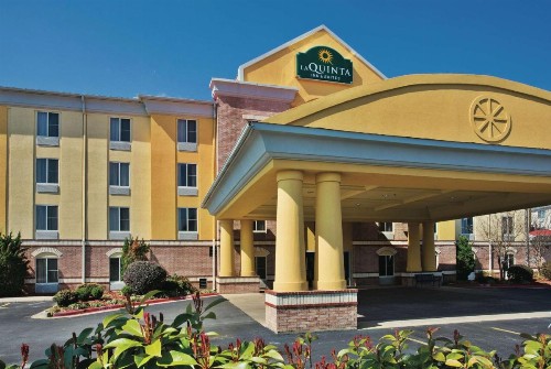 La Quinta by Wyndham Hot Springs - image 9