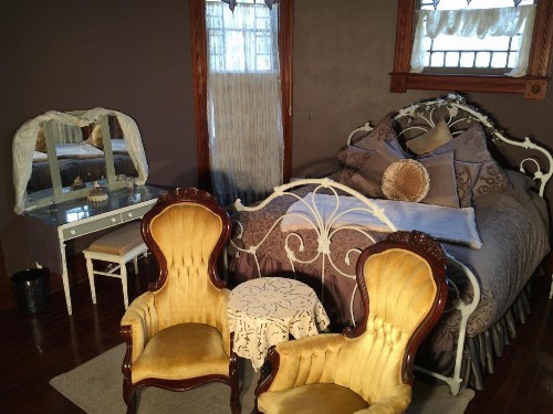1884 Wildwood Bed and Breakfast Inn - image 30