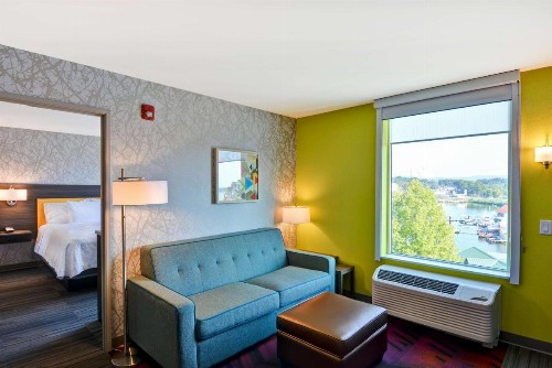Home2 Suites By Hilton Hot Springs - image 11