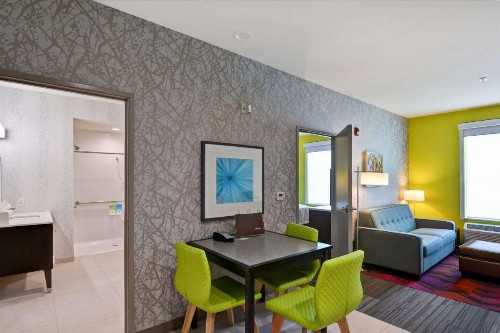 Home2 Suites By Hilton Hot Springs - image 18