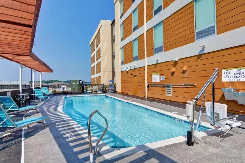 Home2 Suites By Hilton Hot Springs - image 20