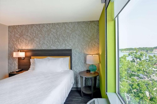 Home2 Suites By Hilton Hot Springs - image 9