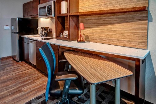 TownePlace Suites by Marriott Hot Springs - image 18