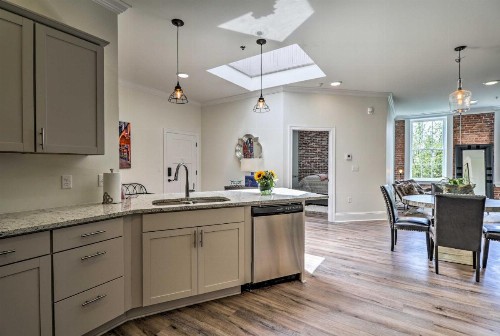 Stylish Downtown Hot Springs Loft with 2 Balconies! - image 6