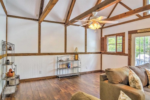 Mallards Rest Waterfront Hot Springs Home! - image 7
