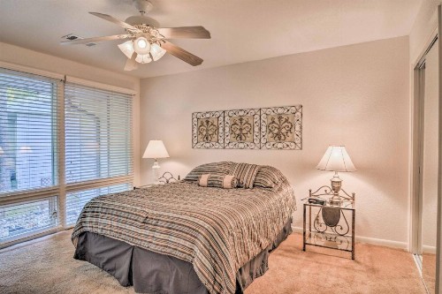 Private Lakefront Townhome in Hot Springs Village! - image 12