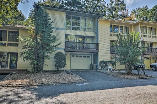 Private Lakefront Townhome in Hot Springs Village! - image 4