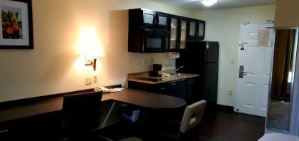 Candlewood Suites Houston Medical Center - image 15