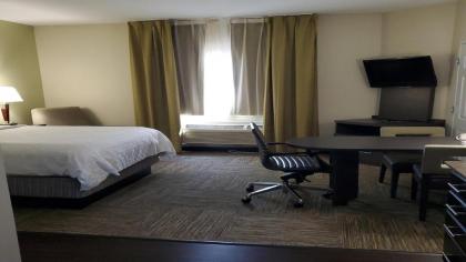 Candlewood Suites Houston Medical Center - image 9