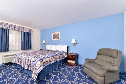 Americas Best Value Inn and Suites Houston/Northwest Brookhollow - image 12