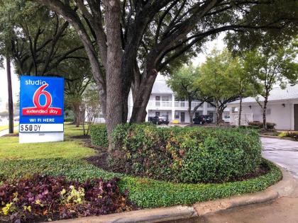 Studio 6-Houston TX - Westchase