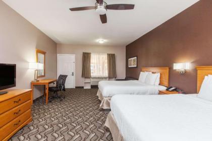 Days Inn by Wyndham Houston-Galleria TX - image 1