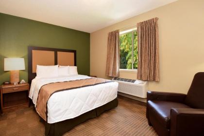 Extended Stay America Suites - Houston - I-45 North - image 6