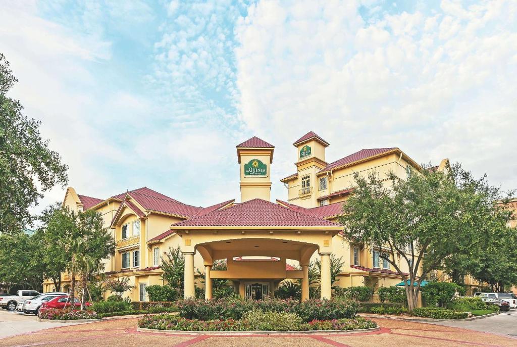 La Quinta by Wyndham Houston Galleria Area - main image