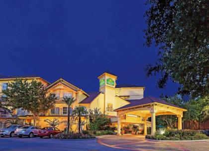 La Quinta by Wyndham Houston Galleria Area - image 3