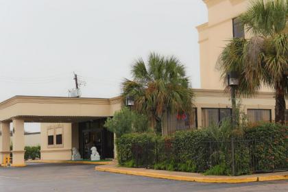 Great Value Inn Houston/Galleria - image 1