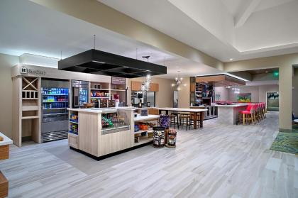 Hilton Garden Inn Houston Hobby Airport - image 12