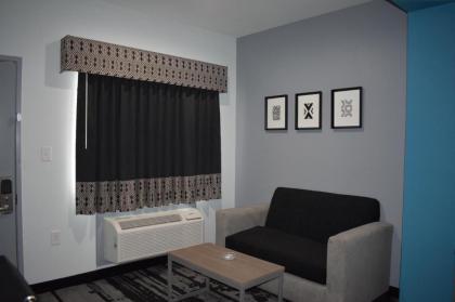 Hotel Royale - image 13