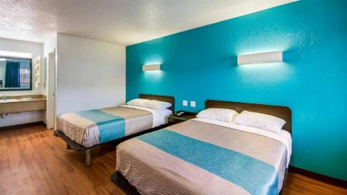 Motel 6 Houston TX FM 1960 Bammel - image 11