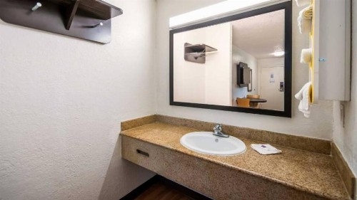 Motel 6 Houston TX FM 1960 Bammel - image 7