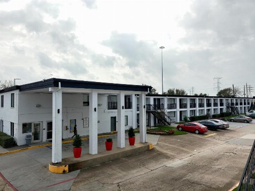 Red Roof Inn Houston - Jersey Village - image 15
