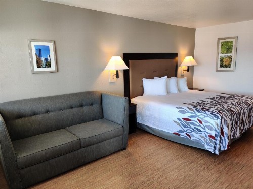 Red Roof Inn Houston - Jersey Village - image 16