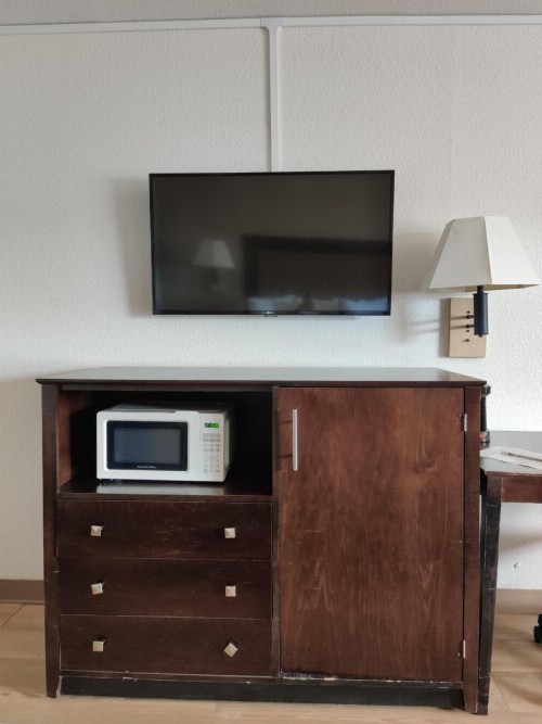 Red Roof Inn Houston - Jersey Village - image 21