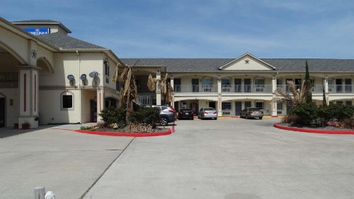 Motel 6 Houston TX – Willowbrook Mall - image 1