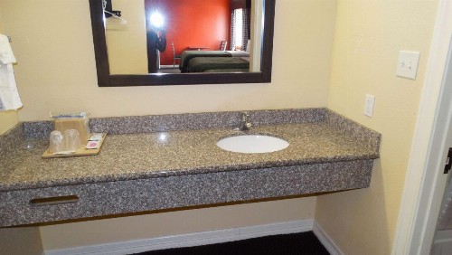 Motel 6 Houston TX – Willowbrook Mall - image 11