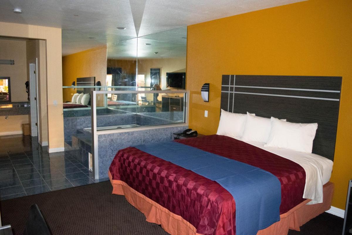 Motel 6 Houston TX – Willowbrook Mall - image 5