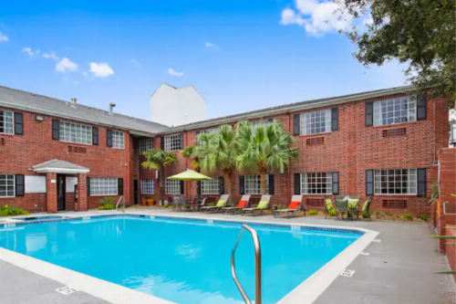 Baymont by Wyndham Houston/Westchase - image 1