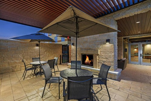 Fairfield Inn & Suites Houston Memorial City Area - image 20