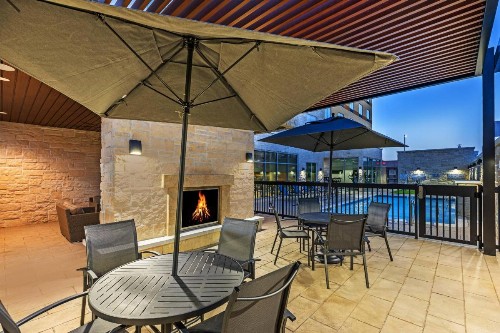 Fairfield Inn & Suites Houston Memorial City Area - image 21