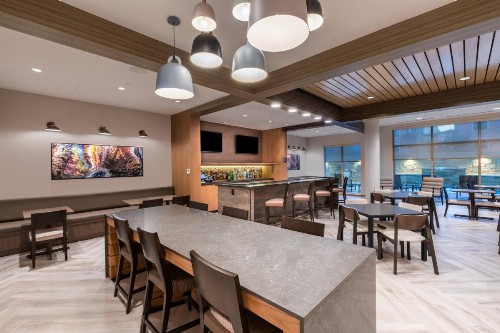 Fairfield Inn & Suites Houston Memorial City Area - image 23