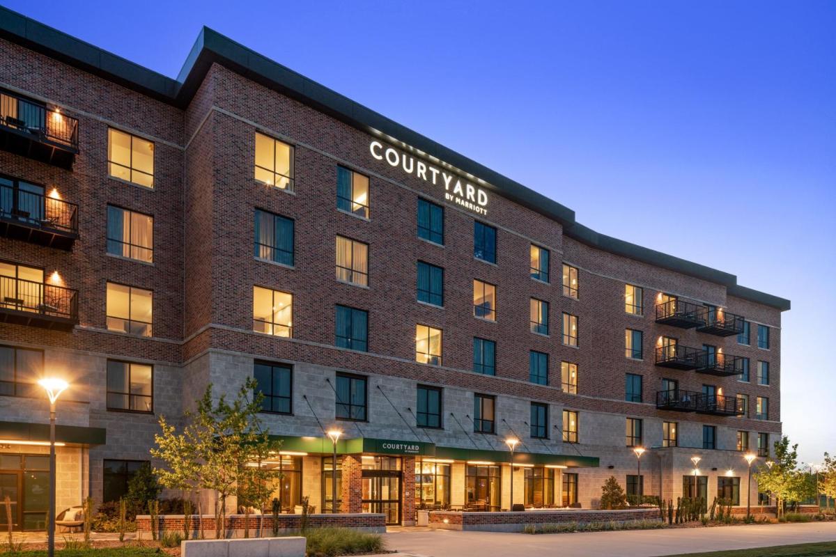 Courtyard by Marriott Houston Northeast - main image