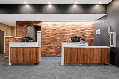 Courtyard by Marriott Houston Northeast - image 6