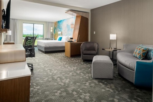 Courtyard by Marriott Houston Northeast - image 9