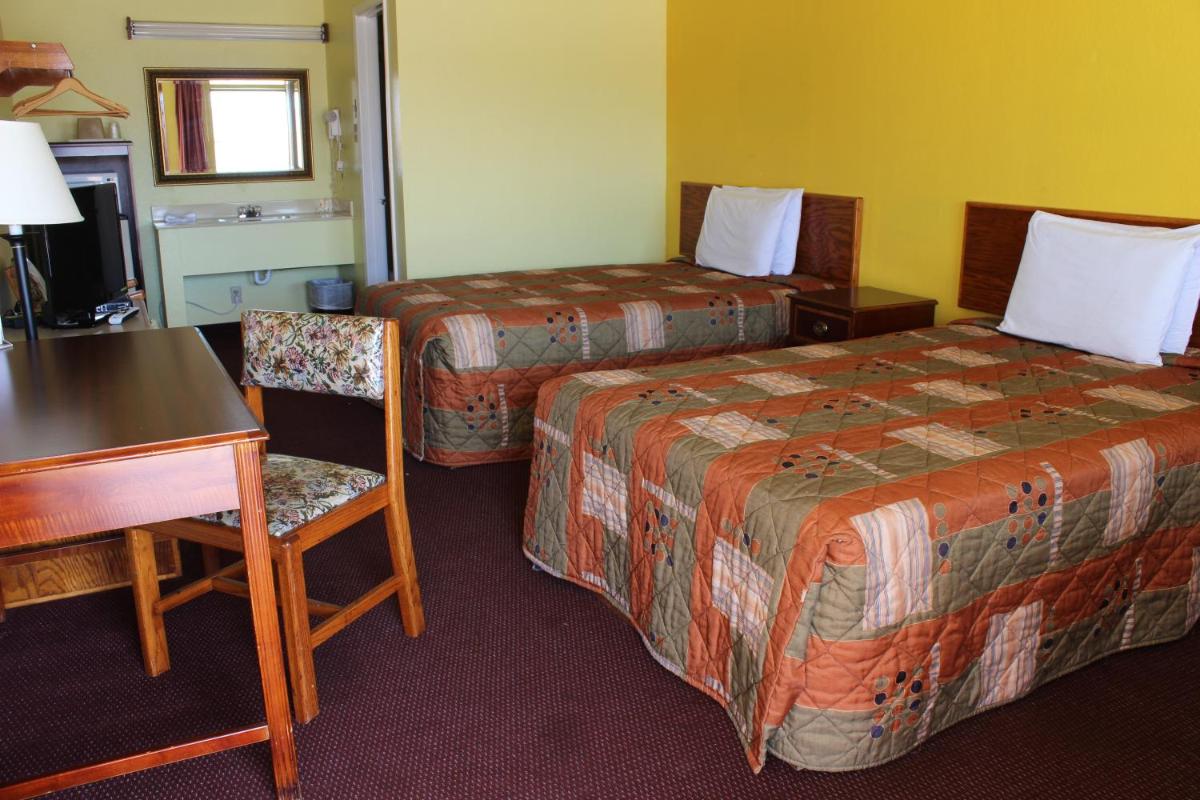 WestWorld Country Inn - image 3