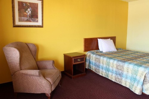 WestWorld Country Inn - image 5