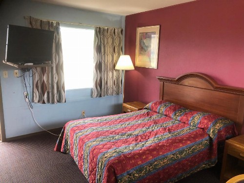 Hagman Motel - image 8