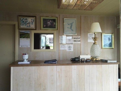 Hagman Motel - image 9