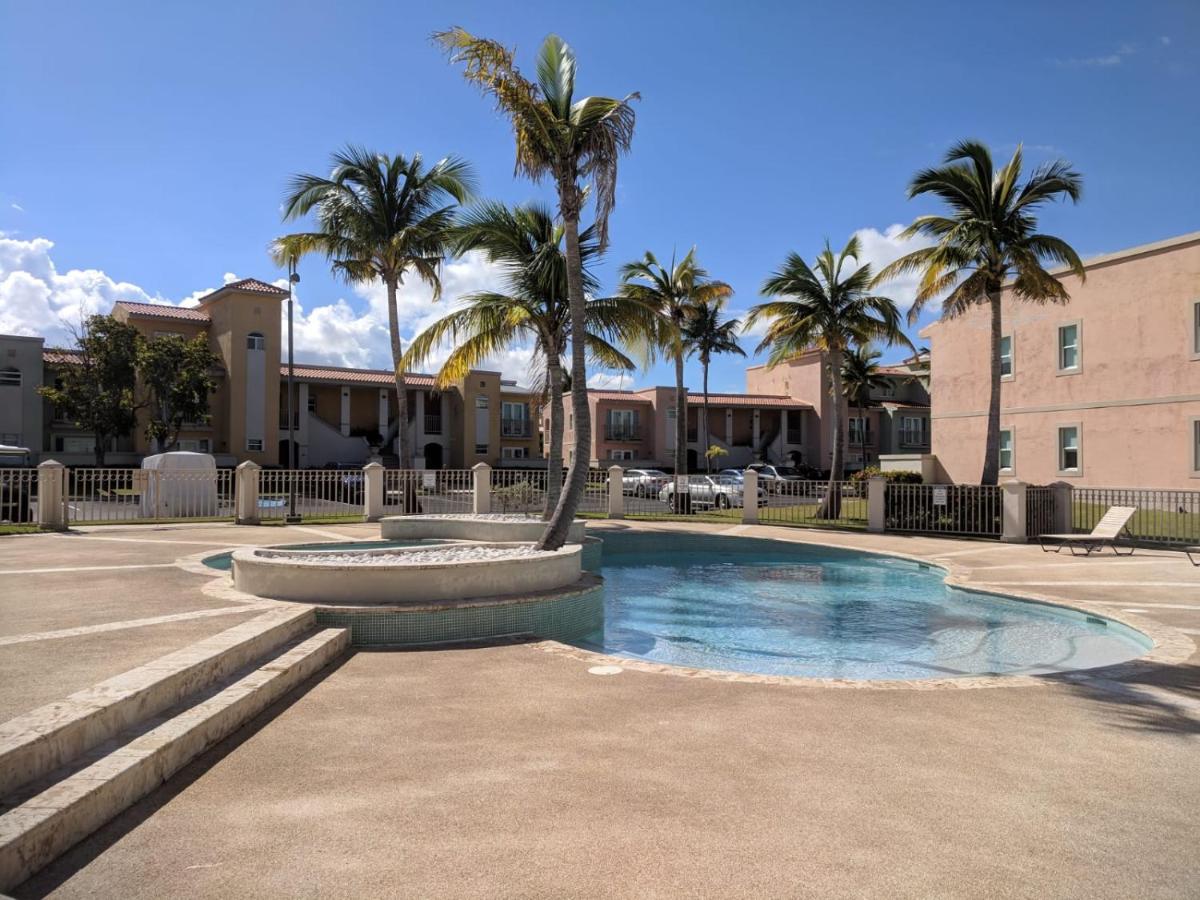 Mariposa Beach House - main image