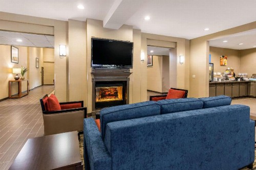 Comfort Inn & Suites IAH Bush Airport – East - image 6