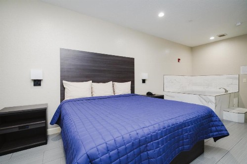 Winchester Inn and Suites Humble/IAH/North Houston - image 18