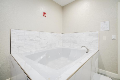 Winchester Inn and Suites Humble/IAH/North Houston - image 26