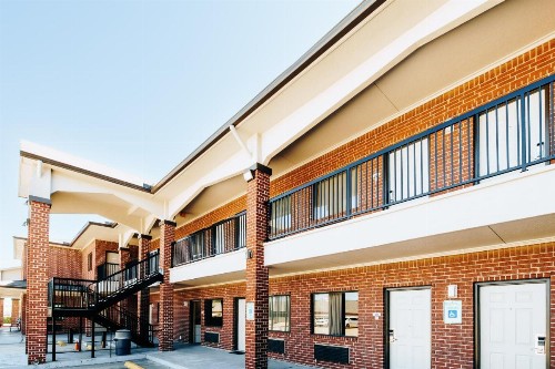 Winchester Inn and Suites Humble/IAH/North Houston - image 33